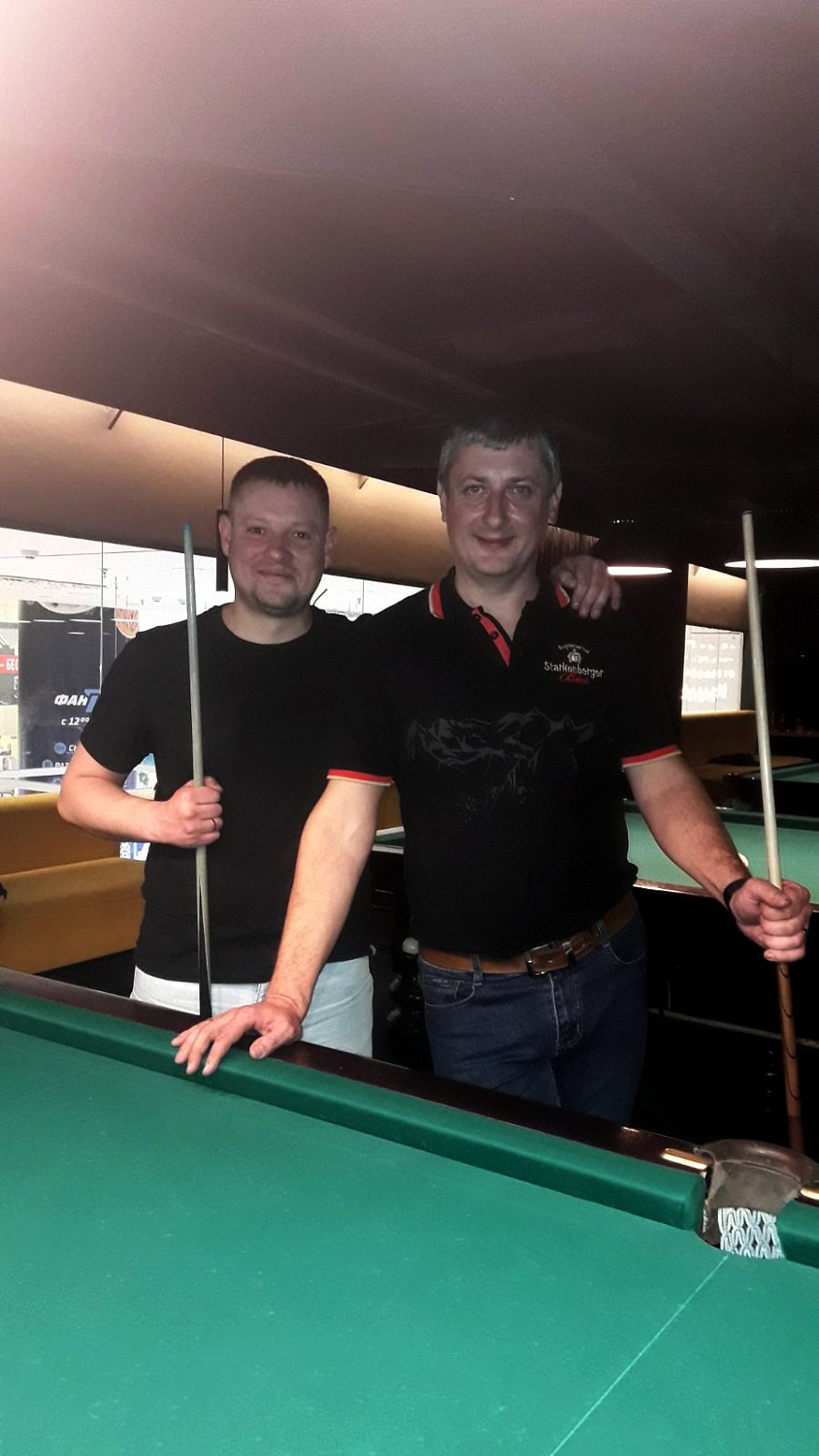 В городских соревнованиях по бильярду завоевали «серебро»