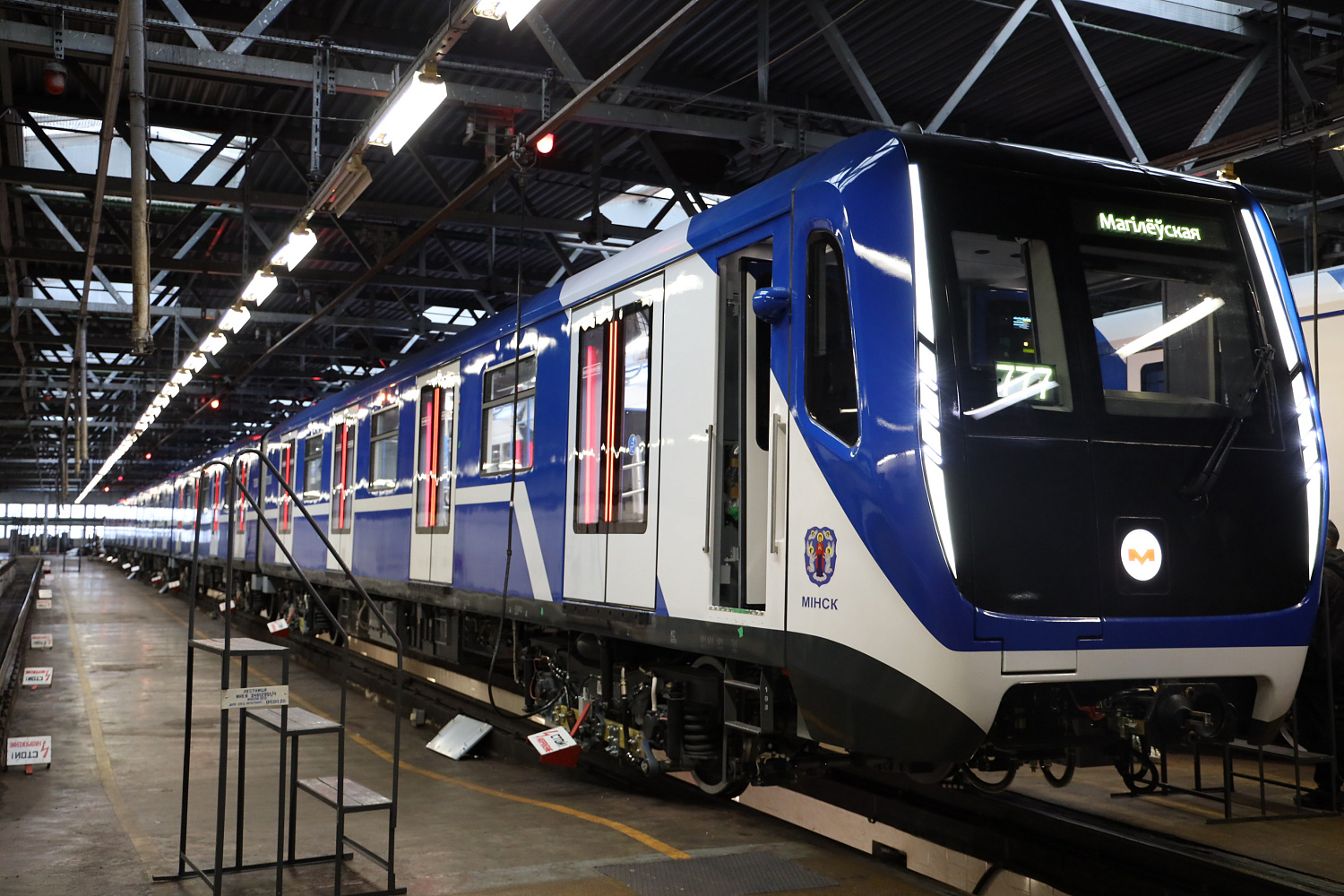 В метрополитен прибыли два новых поезда «Минск 2024»