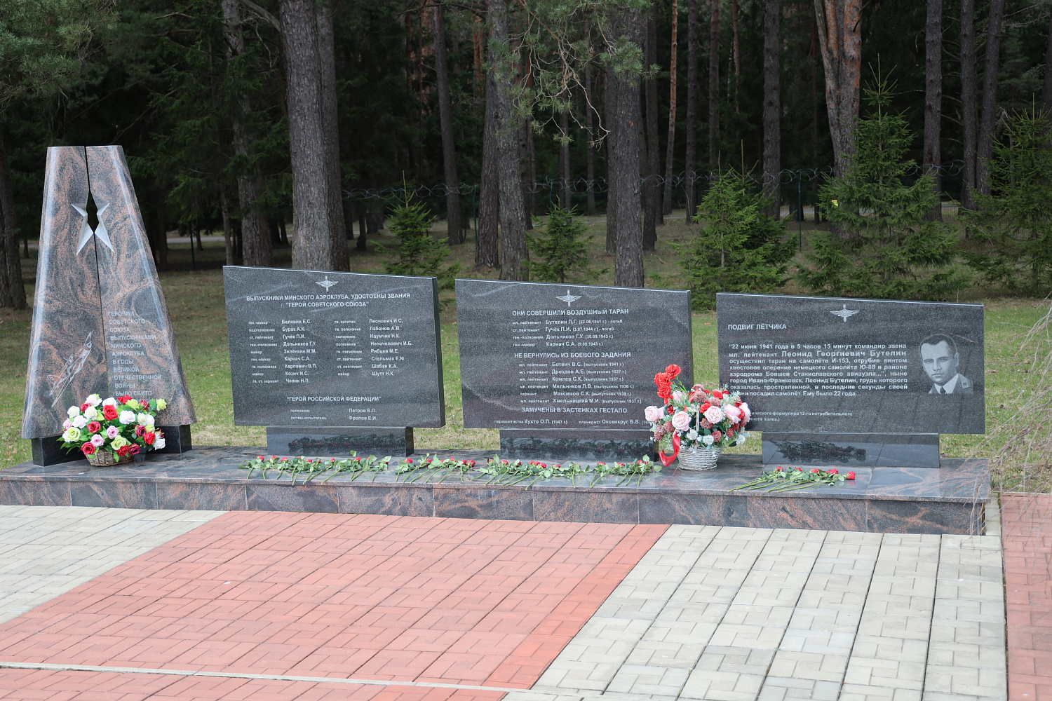Накануне Дня авиации и космонавтики побывали в уникальном «воздушном» музее ДОСААФ