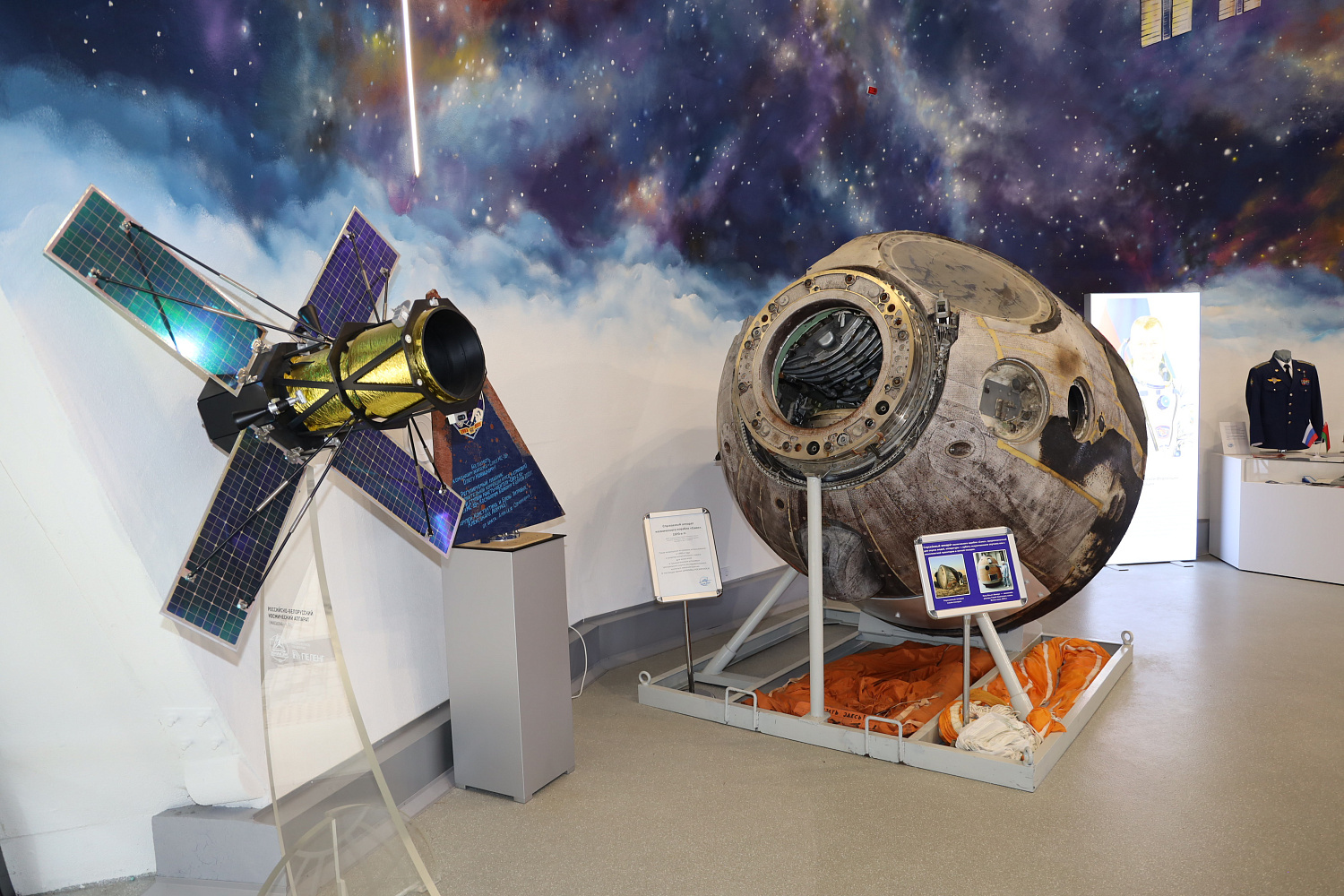 Накануне Дня авиации и космонавтики побывали в уникальном «воздушном» музее ДОСААФ