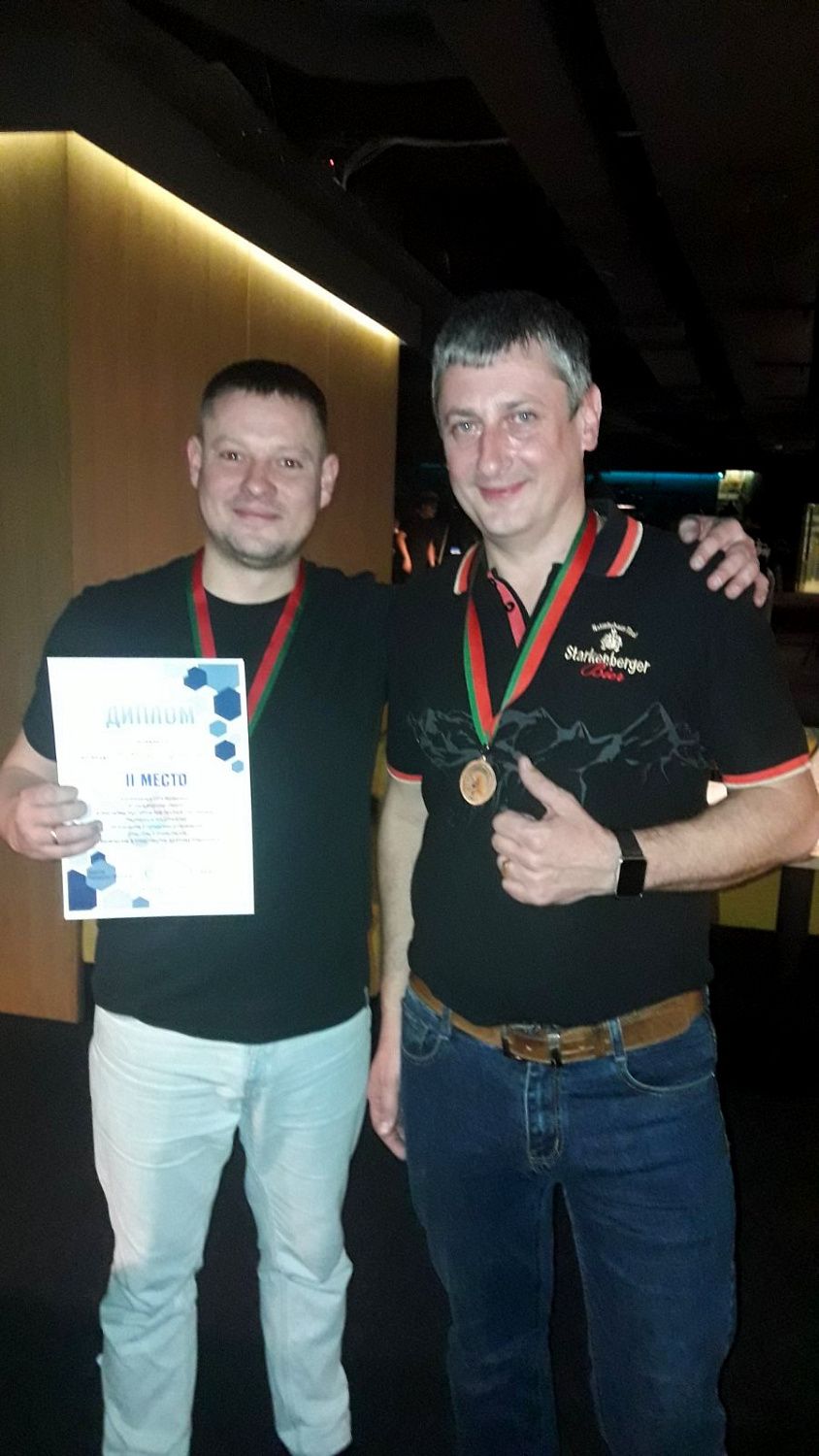 В городских соревнованиях по бильярду завоевали «серебро»