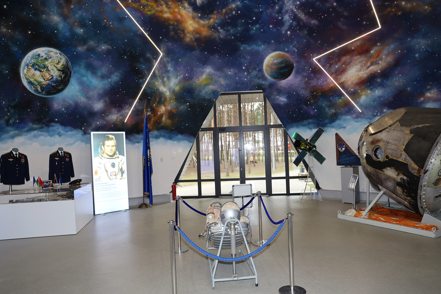 Накануне Дня авиации и космонавтики побывали в уникальном «воздушном» музее ДОСААФ