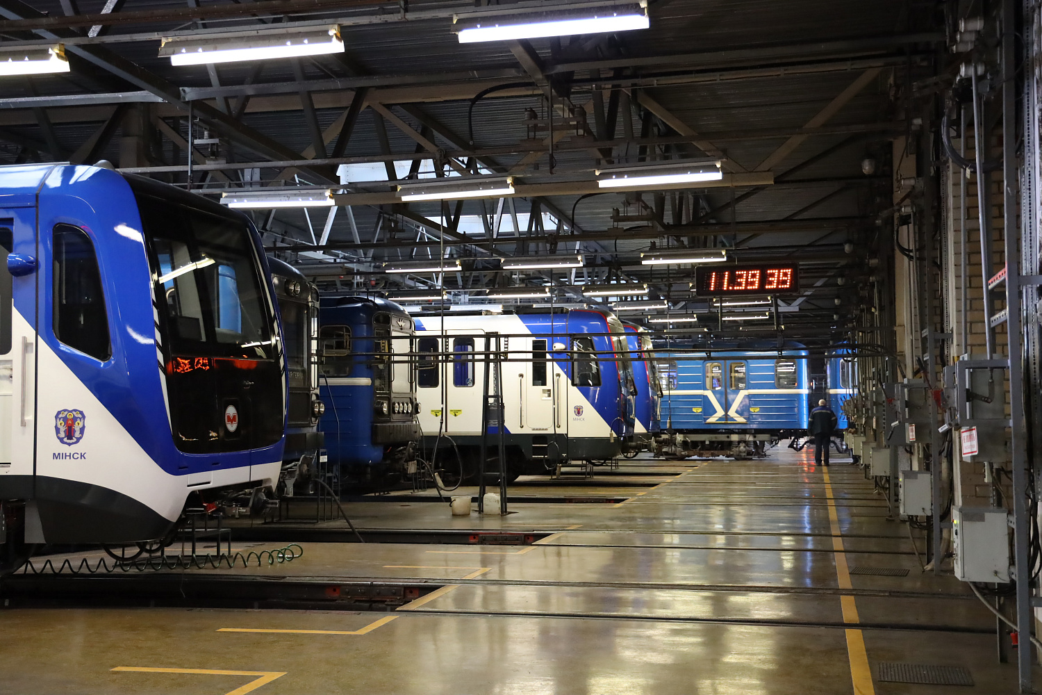 В метрополитен прибыли два новых поезда «Минск 2024»