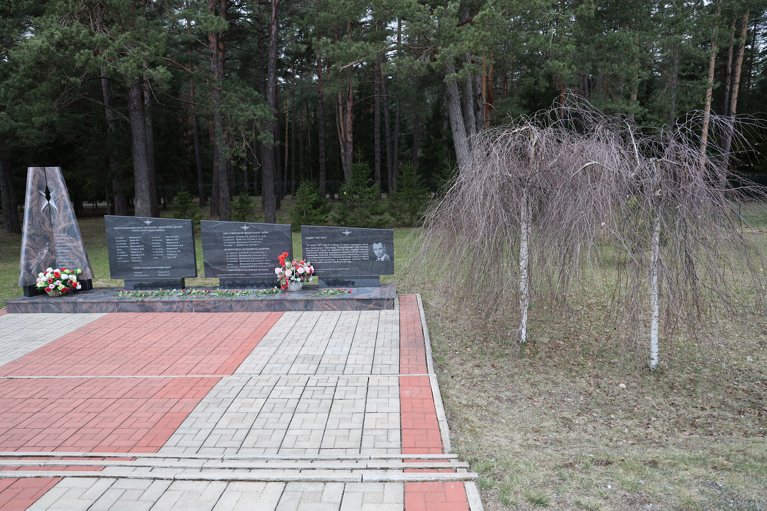 Накануне Дня авиации и космонавтики побывали в уникальном «воздушном» музее ДОСААФ